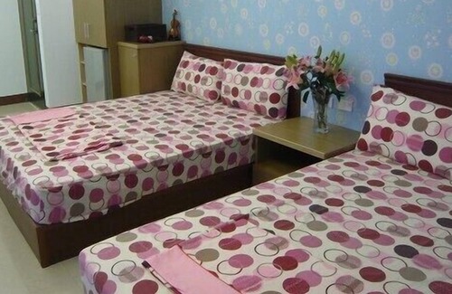 Sinsing District Apartment | Loft Style Apt sleeps 4~6pax near Kaohsiung Train Station 童話世界樓中樓近高雄火車站