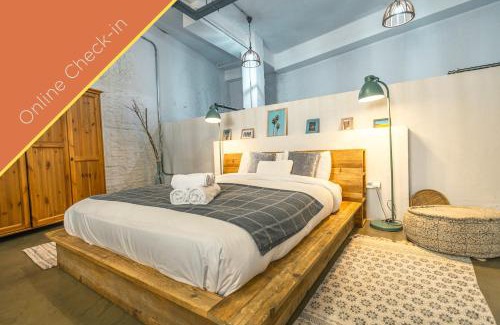 El Arenal Apartment | Loft-style ground floor flat