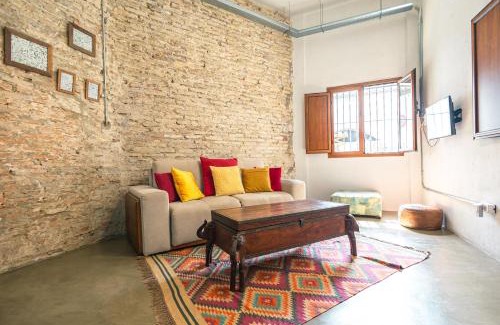 El Arenal Apartment | Loft-style ground floor flat