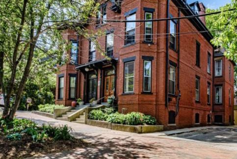 Parkside Apartment | Lofty Ambition - Stunning West End Rooftop Retreat