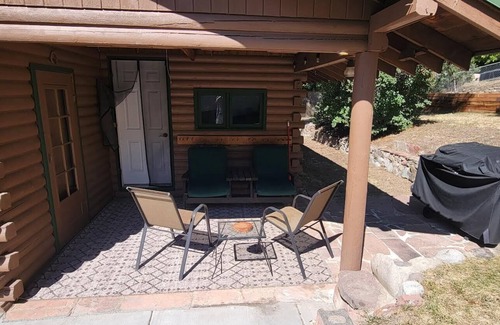 Glenwood Springs Cabin | Log Cabin in the Mountains - Trout fishing, skiing & hiking right out your door!