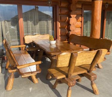 Zavazna Poruba Cabin | LOG CABIN Poludnica
