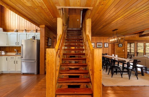 The Galena Territory Boat Rental | Log Home/Ht Tub/Game Rm/Firepit