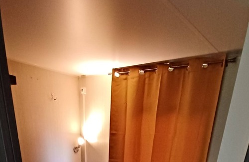 Saint-Cassien House | Logement à la Campagne Près du Centre Ville. Wifi Parking Gratuit