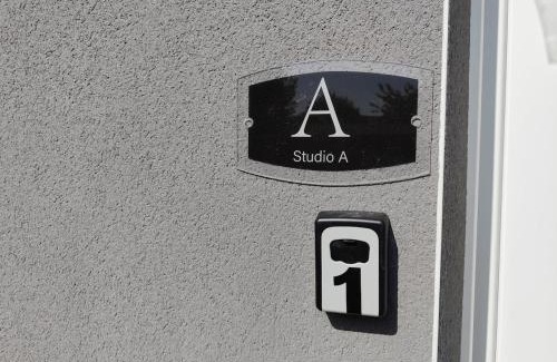 Douai House | Logement indépendant avec parking privé , clim , smart tv idéal déplacement pour pro ou vacances