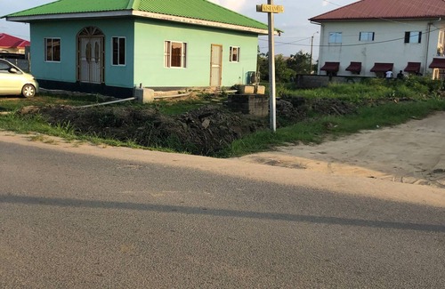 Paramaribo House | Logerthine Jan Suriname