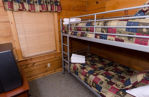 Snowshoe Hotel | Loggers Run
