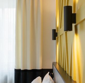 Old Town Hotel | Logis Hotel Darcy Dijon Centre