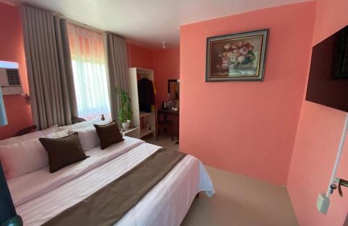 Puerto Princesa City Centre House | Lolit's Pension House