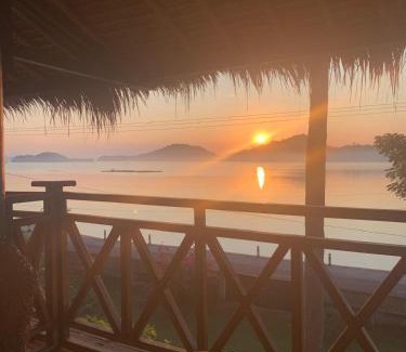 Batu Putih House | Lombok Villas, Villa Rembulan