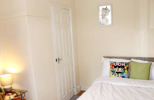 Brixton Hill Other | London SW2