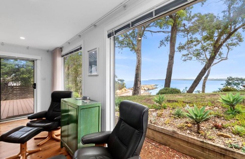 Long Beach House | Long Beach Hideaway managed by Batemans Bay Accom