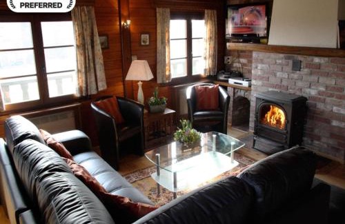 Walk Ski Chalet | Longfaye Chalet with Sauna