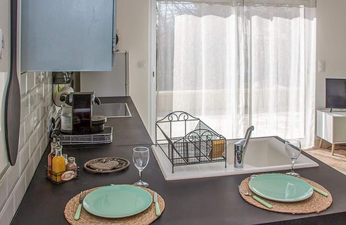 Croagnes House | Look forward to a fantastic vacation experience in this comfortable apartment near beautiful nature!
