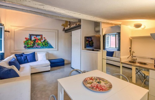 Portofino Apartment | Look forward to a fantastic sea view from the terrace of this beautiful vacation apartment.