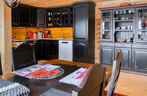 Bjorli House | Look forward to this comfortable vacation home with outdoor jacuzzi and sauna.
