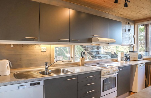 Risor House | Look forward to your vacation in this unique cottage in beautiful surroundings.