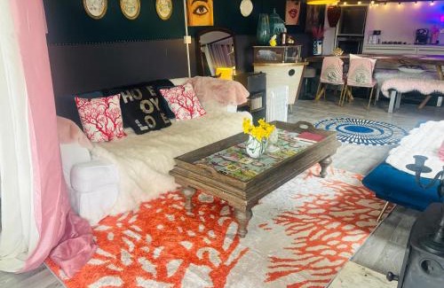 Hertford House | Lookout cabin farm stay firepit Hertford