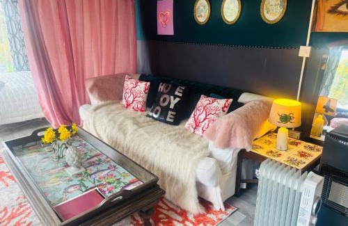 Hertford House | Lookout cabin farm stay firepit Hertford