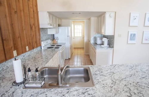 April Sound House | Lookout Lake Conroe April Sound Private Backyard with hot tub
