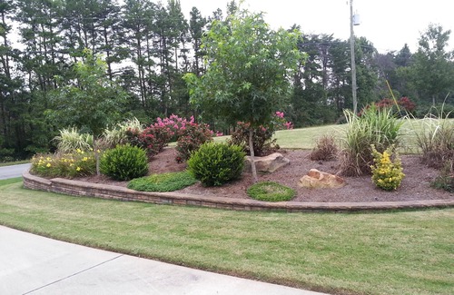 Trenton House | Lookout Mountain & Valley Views. Close to 3 Event Venues on Sand Mountain, GA.