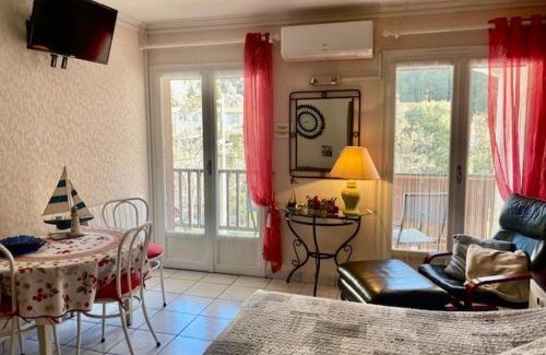 Amelie-les-Bains-Palalda Apartment | Loratori La Felicadad Cures & Vacances