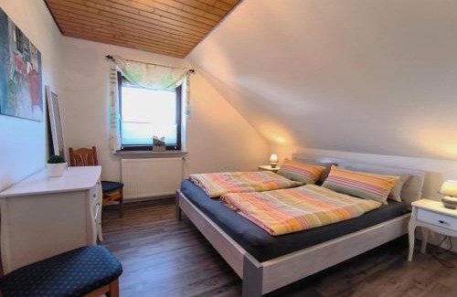 Silberstedt Apartment | Lorenz große FeWo mit sonnigem Balkon in ruhiger Lage