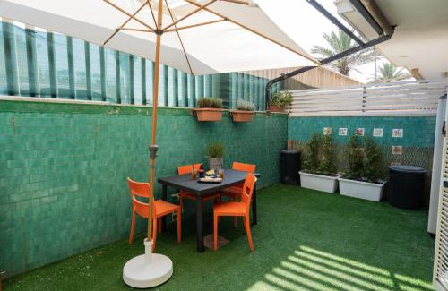 Quartiere XXXIII Lido di Ostia Ponente Apartment | Lotus - Appartamento sul Mare a Ostia con Giardino Relax