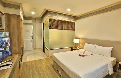 District 3 Hotel | Lotus SaiGon Hotel
