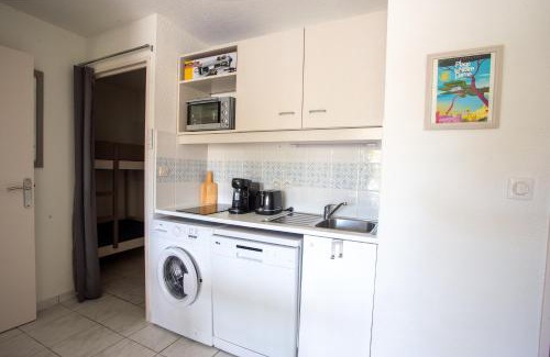 Le Lavandou Apartment | Lou Estrella - Appt 4p avec piscine proche plage