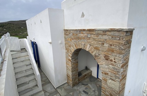 Loutra House | Loutra Hills
