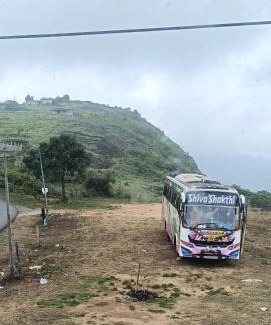 Vagamon House | Love shore holidays vagamon 455 chottupara