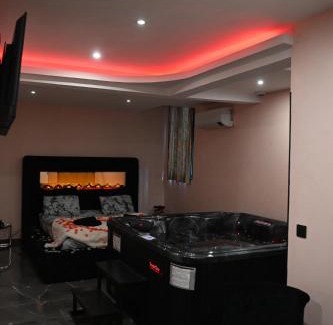 Malpasse House | Love Time