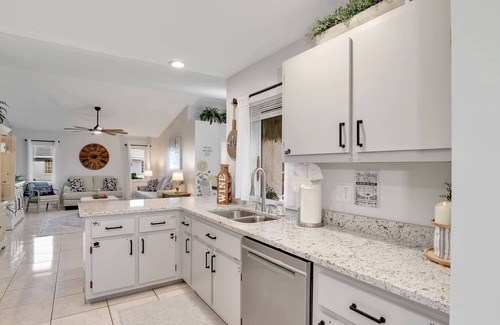 Bonita Springs House | Loved by Guests 🏆 Saltwater Pool Near Beaches