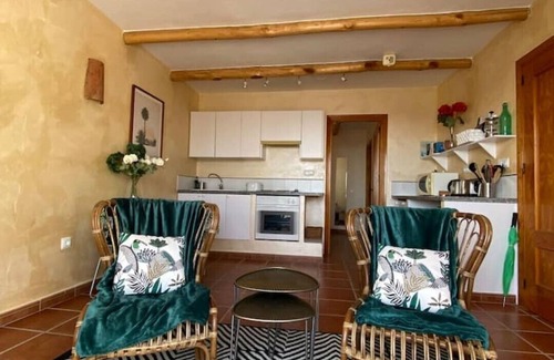 Gaucin Apartment | Lovely 1 bedroom apartment with shared pool