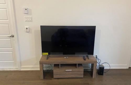 Laval-des-Rapides Condo | Lovely 1 bedroom condo in downtown laval