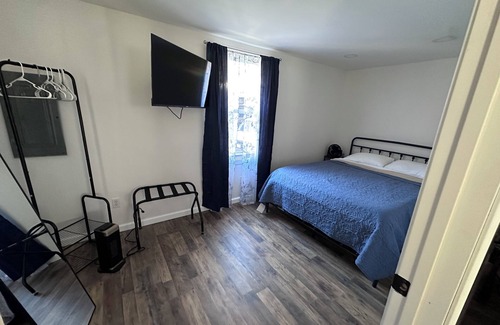 Webster Springs House | Lovely 2-bedroom house river front in Webster Springs