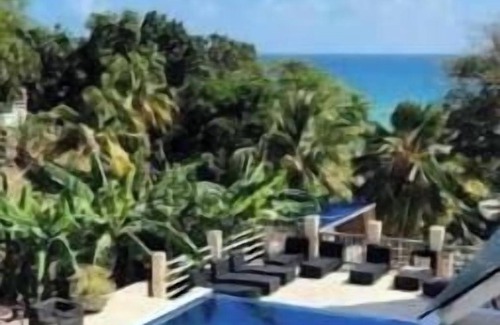 Bacolet Apartment | Lovely 2-bedroom apartment in Scarborough for a relaxing getaway combined unit