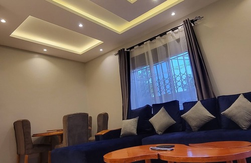 Entebbe Apartment | Lovely 2-bedroom apartment with WiFi in Mpala