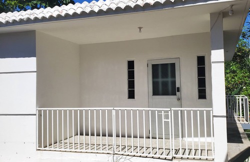 Pueblo House | Lovely 2 bedroom house with WiFi and free parking