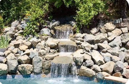 Redwood Valley House | Lovely 3-bedroom castle-get-away in Redwood Valley