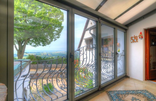 Schwalenberg Apartment | Lovely apartment for 4 guests with WIFI, TV, patio and pets allowed