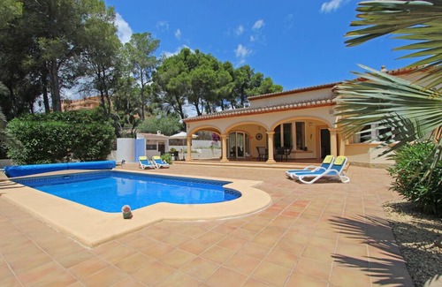 Moravit Villa | Lovely and comfortable villa in Moraira, on the Costa Blanca, Spain with private pool for 6 persons