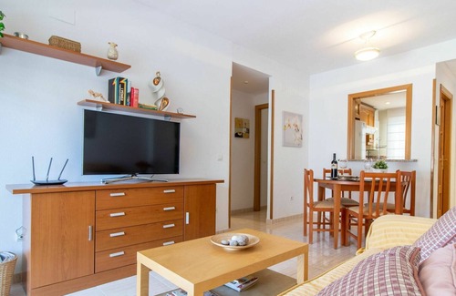Marina d'Or Apartment | Lovely apartment for 4 people with WIFI, pool, A/C, TV, terrace and parking