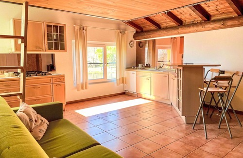 Samolaco Apartment | Lovely apartment for 3 guests with WIFI, balcony, pets allowed and panoramic view