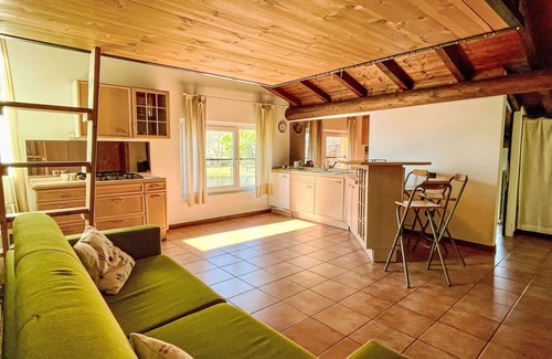 Samolaco Apartment | Lovely apartment for 3 guests with WIFI, balcony, pets allowed and panoramic view