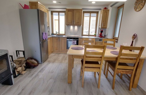 Tanvald Apartment | Lovely apartment for 12 guests with WIFI, TV and terrace