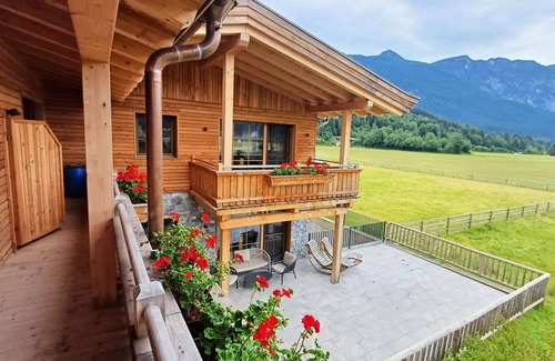 Niederbreitenbach Apartment | Lovely apartment for 4 guests with WIFI, TV and terrace