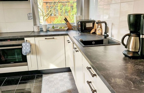 Bad Pyrmont Apartment | Lovely apartment for 2 guests with WIFI, TV and terrace