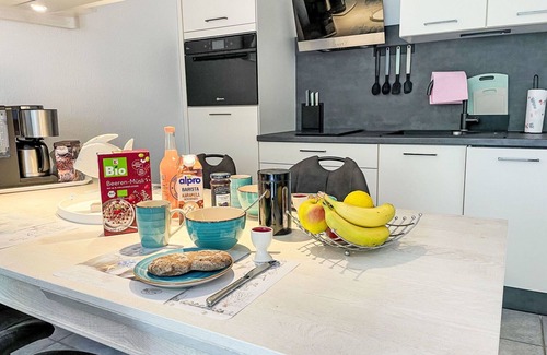 Lubmin Apartment | Lovely apartment for 2 guests with WIFI, TV and balcony